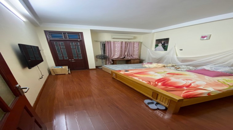 Cho thuê nhà Vũ Tông Phan , Thanh Xuân, DT 50m2 3,5 tầng ngõ trc nhà 2.5m 15 triệu